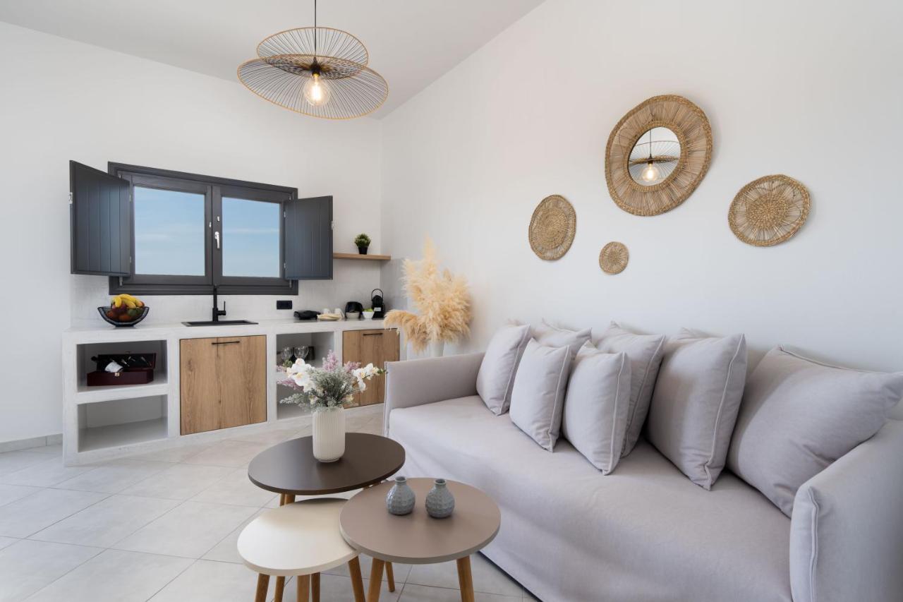 Almira Luxury Suites Perivolos  Bagian luar foto