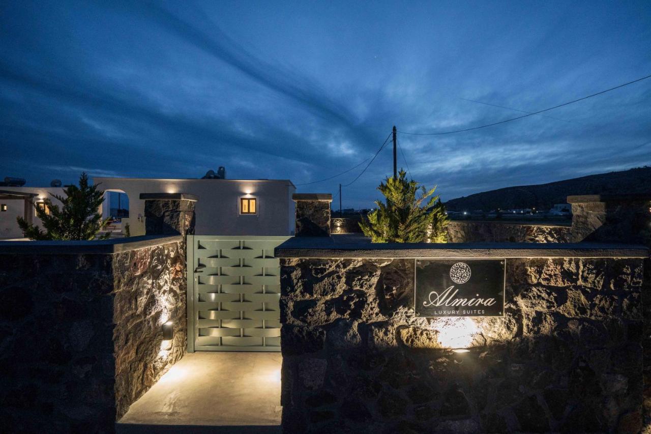 Almira Luxury Suites Perivolos  Bagian luar foto